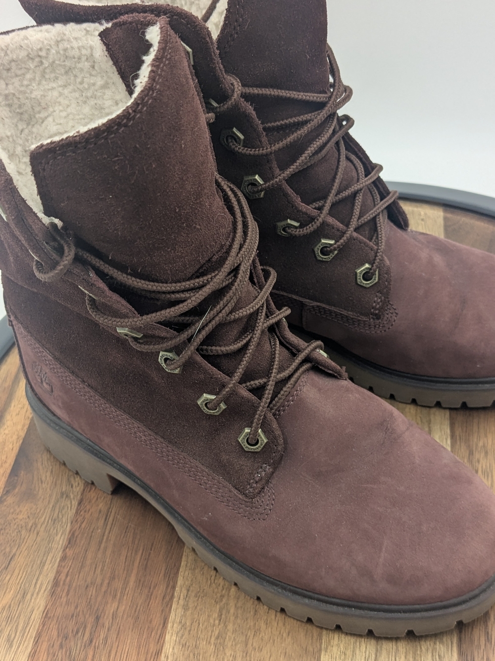 Timberland A1SGJ Women's Size 6 BurgundyNubuck Sherpa Lined Lace Up Winter Boots - Picture 10 of 11
